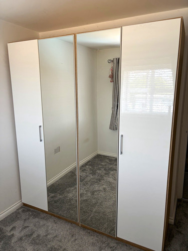 White gloss two freestanding - gloss,