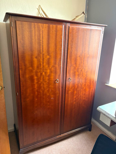 Stag brown wood door - -brown,